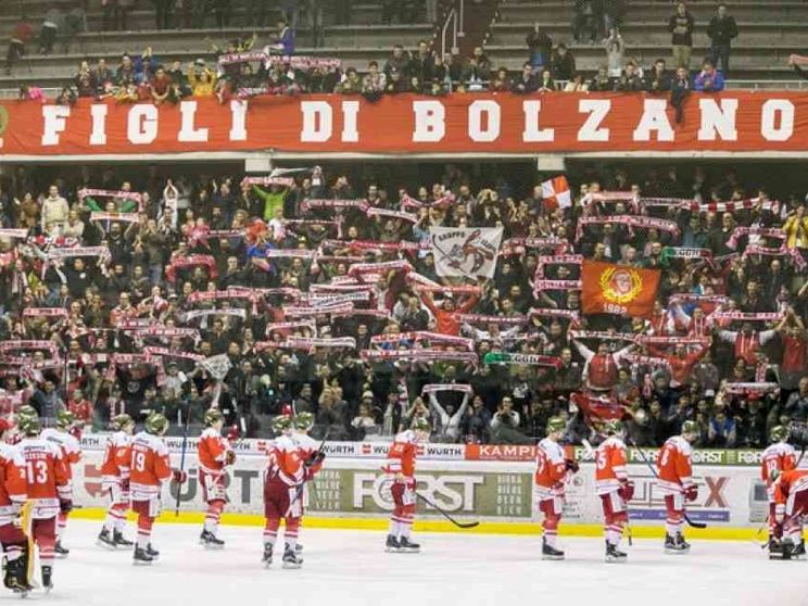 Hockey, Bolzano orgoglio d'Italia
