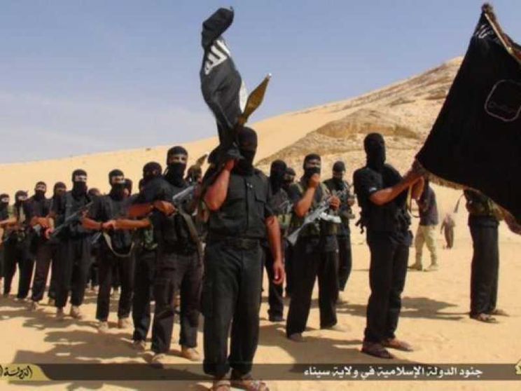 Attacco a posto di blocco nel Sinai: 10 morti