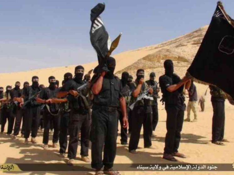 Attacco a posto di blocco nel Sinai: 10 morti