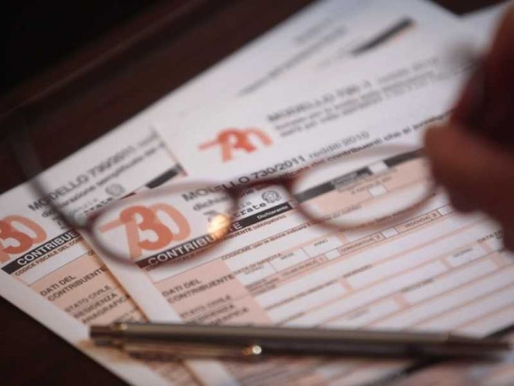 Pochissimi (2%) i cittadini che devolvono il 2 per mille ai partiti