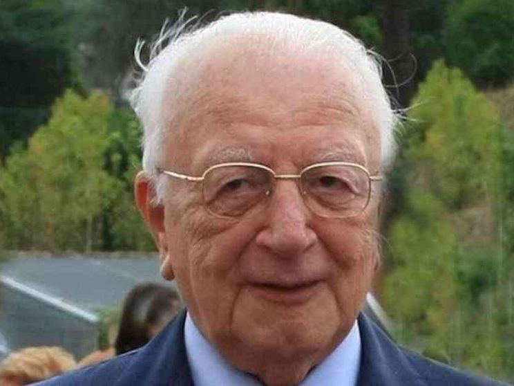 È morto il dottor Renato Buzzonetti: per 30 anni medico dei Papi