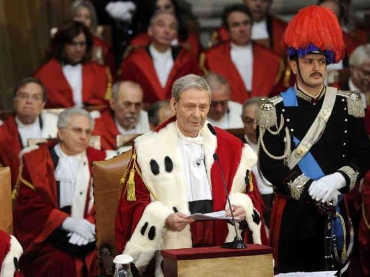 Canzio (Cassazione): no ai processi mediatici, controlli sui pm