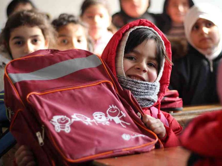 Ad Aleppo (Siria) le scuole risorgono sulle macerie