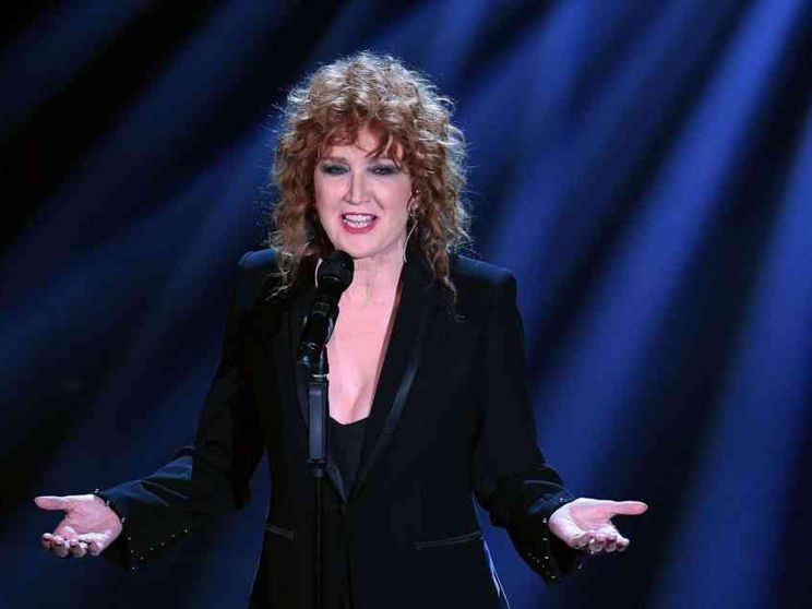 Fiorella Mannoia punta alto e colpisce nel segno