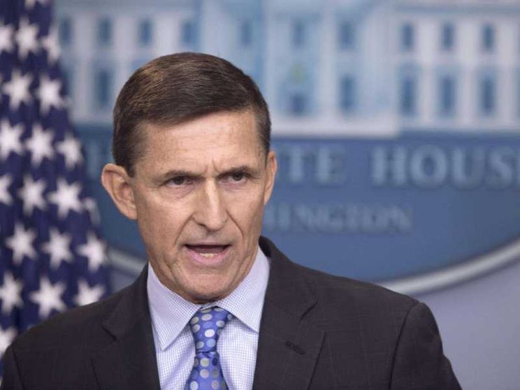 Si dimette il consigliere per la sicurezza di Trump. «Ricattabile da Mosca»