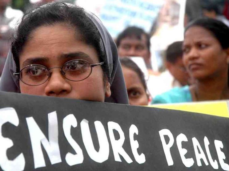 Lo gettano in uno stagno ghiacciato, cristiano muore proclamando la sua fede