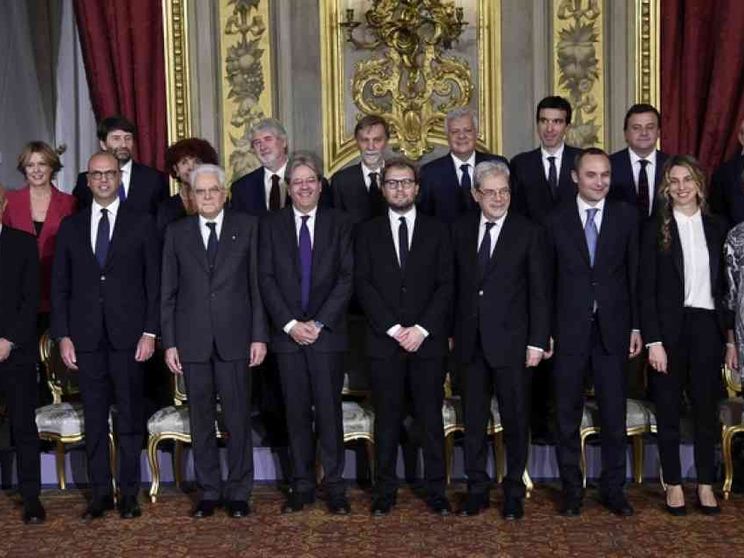 Ecco i redditi dei politici italiani: Fedeli la più ricca nel governo