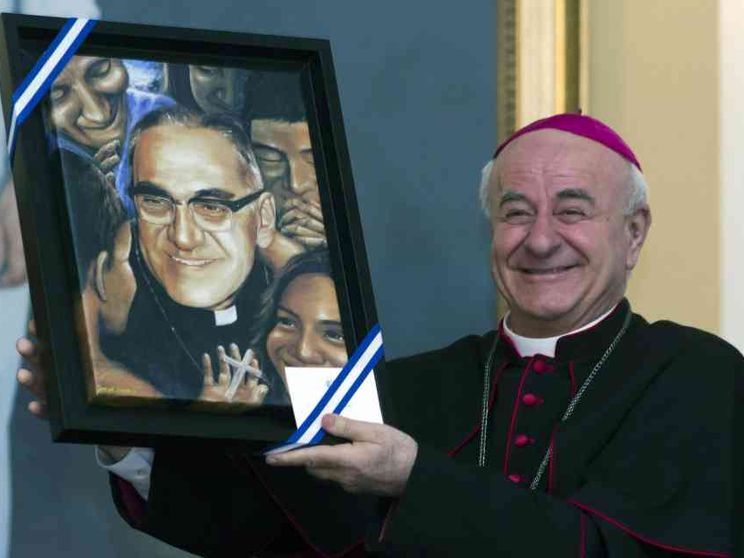 Paglia: ecco il miracolo che potrebbe portare Romero sugli altari