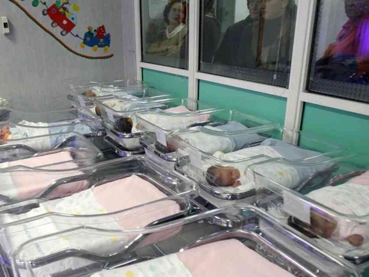 Nascite al minimo storico. Il Forum delle famiglie: l'Italia muore