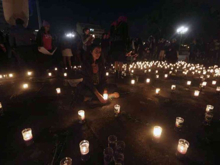 Brucia casa famiglia: almeno 37 le ragazzine morte