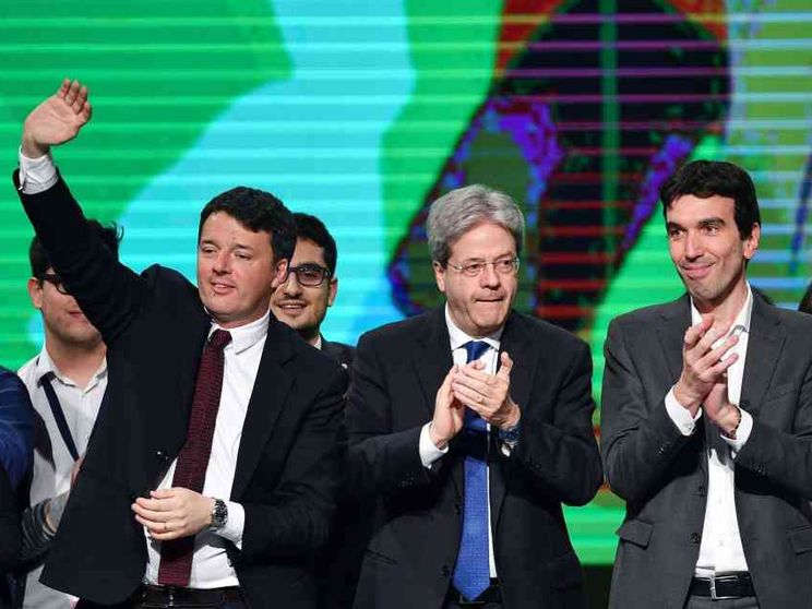 Renzi: avanti, non hanno distrutto il Pd