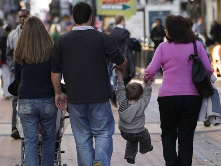 Assegno unico ai figli, il Senato ora ci prova
