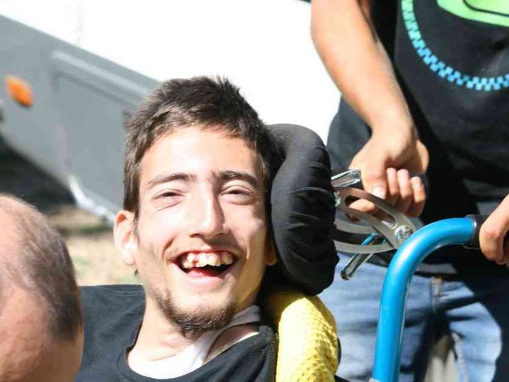 «Dj Fabo, non andare a morire»