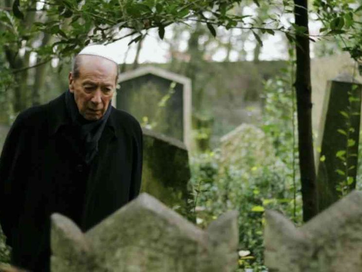 Pressburger: «L'identità è il tarlo che affligge l'Occidente di oggi»