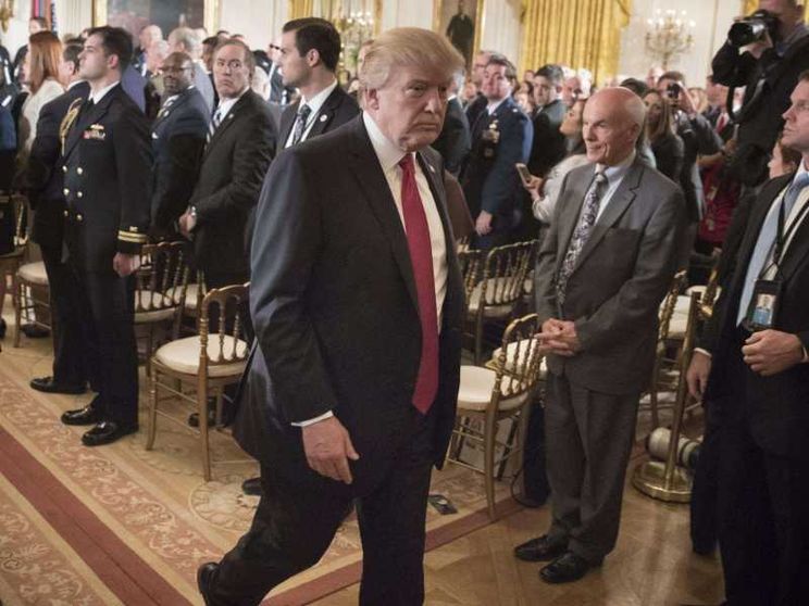 Dopo l'attacco chimico il Pentagono presenta le opzioni militari a Trump