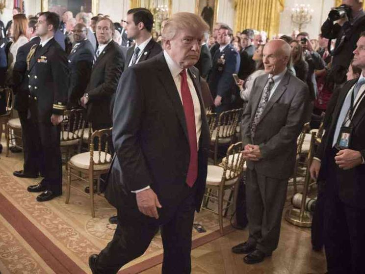 Dopo l'attacco chimico il Pentagono presenta le opzioni militari a Trump