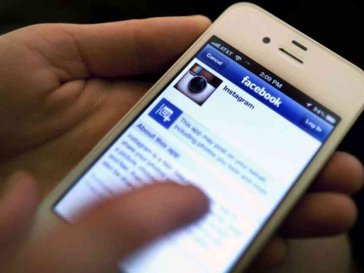 I preti blogger gettano la rete