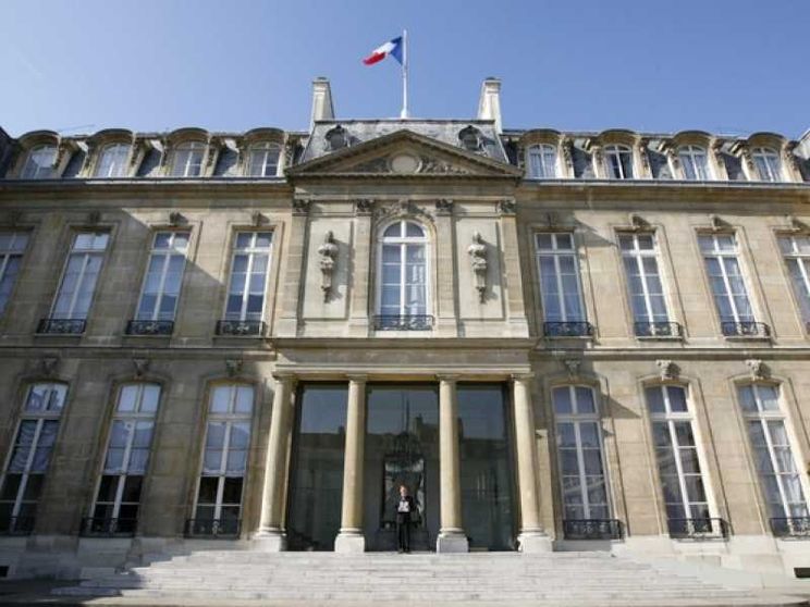 La Francia al voto, grande equilibrio tra i quattro sfidanti