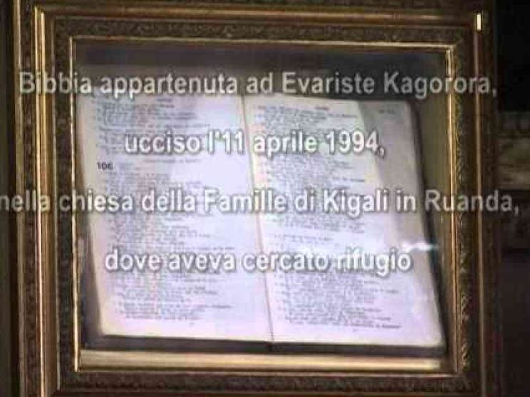 Papa Francesco al memoriale dei «Nuovi martiri»: ecco le reliquie custodite