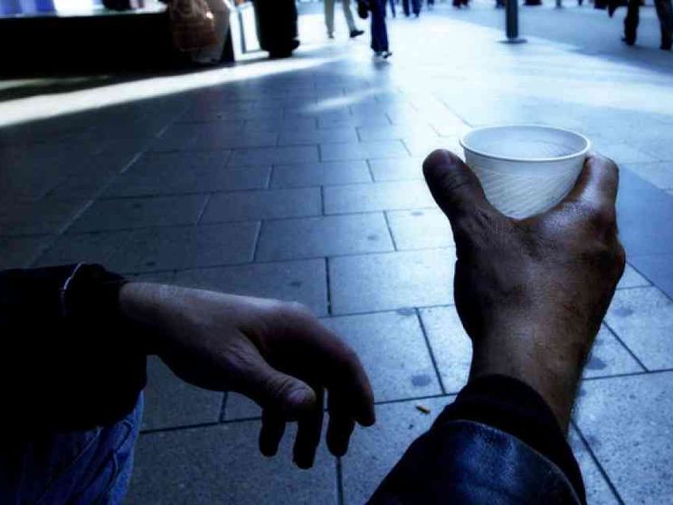 «Non basta il reddito di cittadinanza» la strada è l'«inclusione»