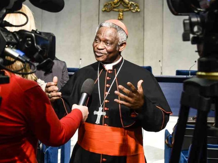 Il cardinale Turkson: «La solidarietà non può ridursi a elemosina»