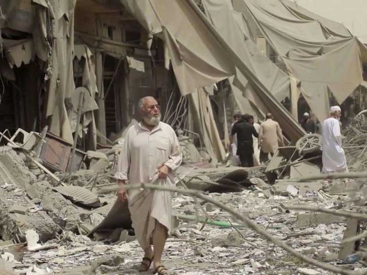Al via l'offensiva anti-Daesh su Raqqa. Massacro di civili a Mosul