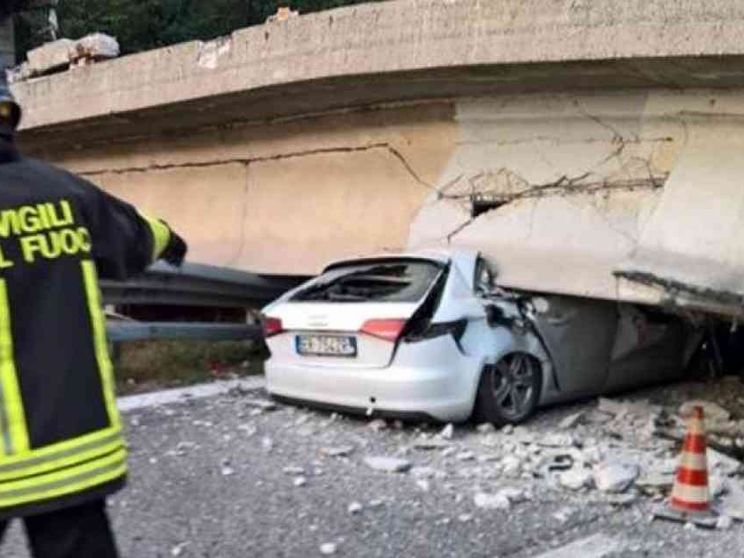 I cavalcavia crollano perché mancano mappe e interventi