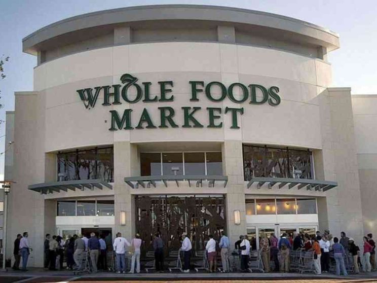 Nel grande risiko dei supermarket Amazon si fa bio e arrivano i discount tedeschi