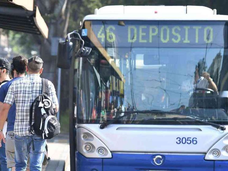 Delrio, pronti a cambiare la legge. La Cgil: una norma già c'è