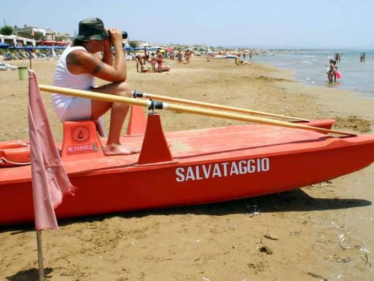 Mancano bagnini e camerieri per questa estate