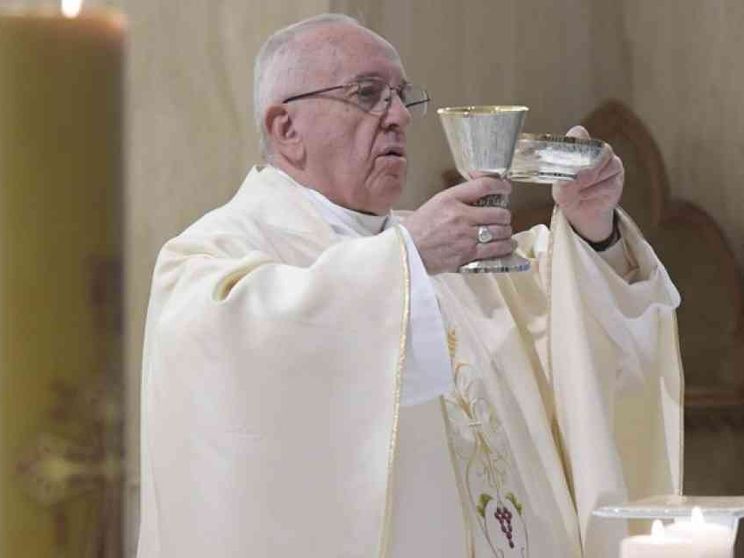 Pane e vino per la Messa, ecco le regole