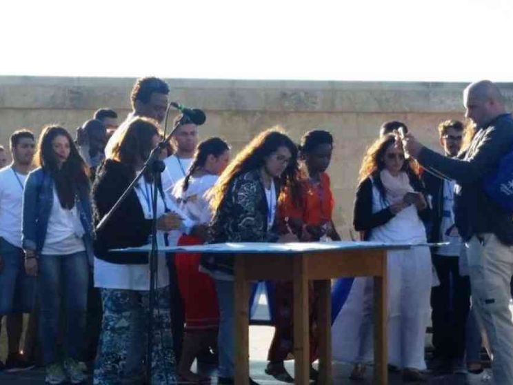 A Leuca il Mediterraneo si avvicina