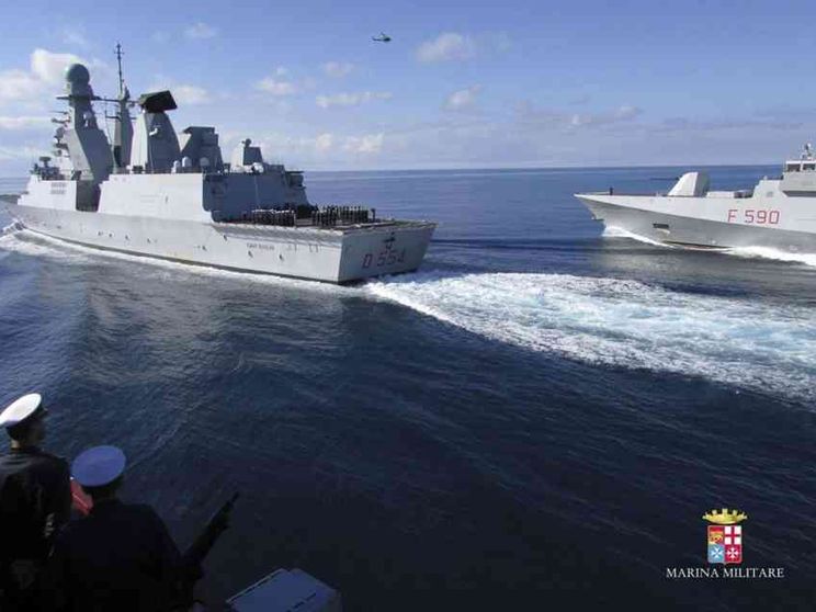 Missione navale in Libia, sì del Parlamento. Ma il generale Haftar minaccia