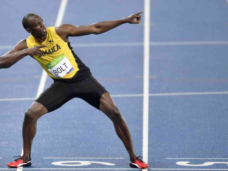 Usain Bolt vola verso l'ultimo traguardo