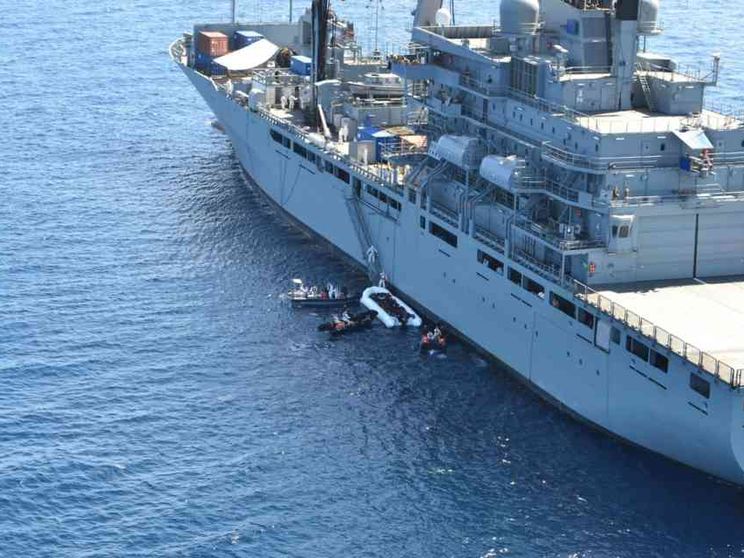 Le norme: chi non interviene è complice di naufragio