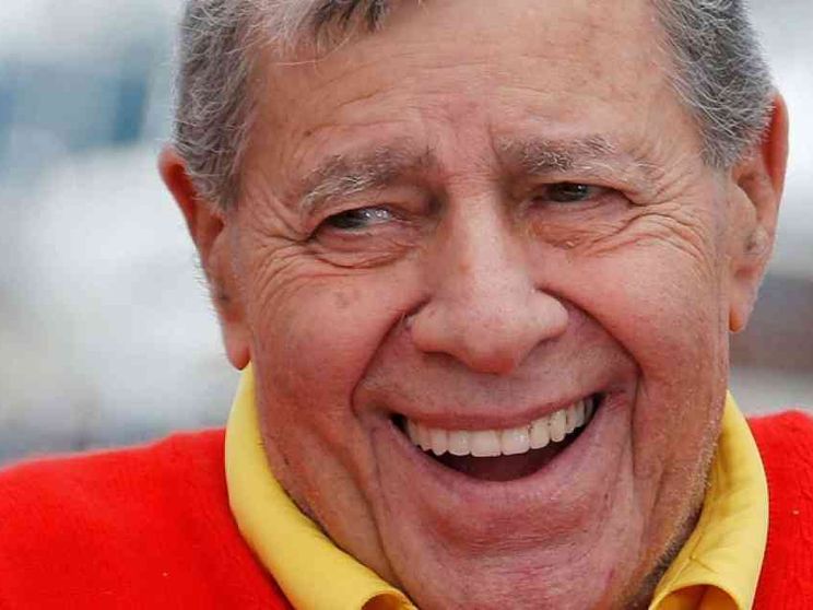 Addio Jerry Lewis, il «picchiatello» che inventò Telethon