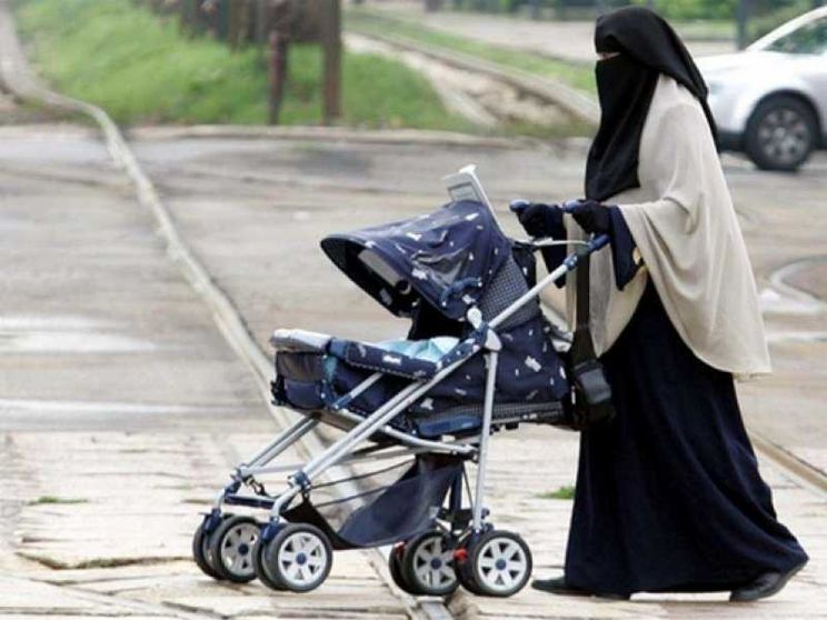 Bambina cristiana affidata a islamici: «Fondamentale il rispetto reciproco»