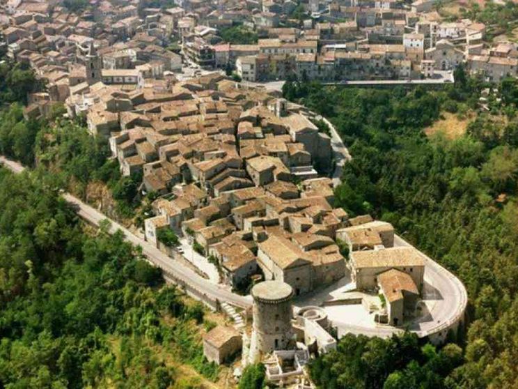 Riccia sceglie il suo futuro: siamo un paese per vecchi. Video
