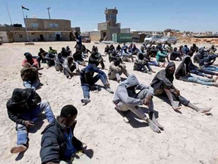 Ecco l'inferno libico: un milione di profughi in trappola