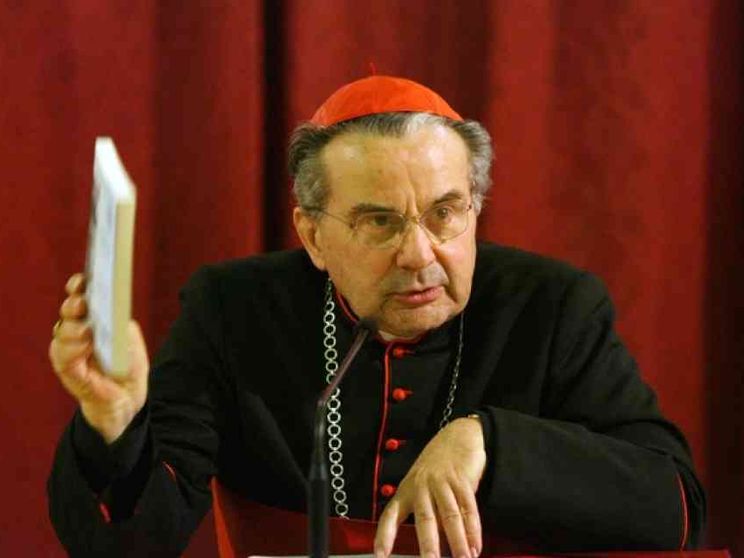 Sabato il funerale del cardinale Caffarra, una vita per la famiglia