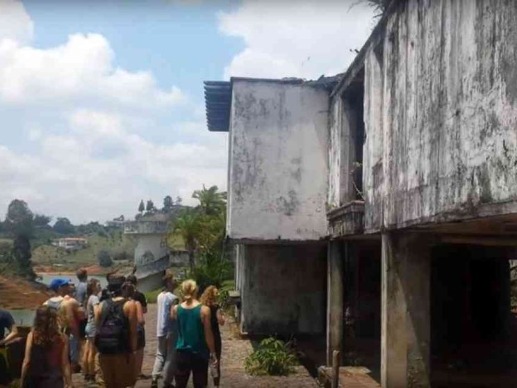 Nei luoghi di Pablo Escobar ma dalla parte delle vittime