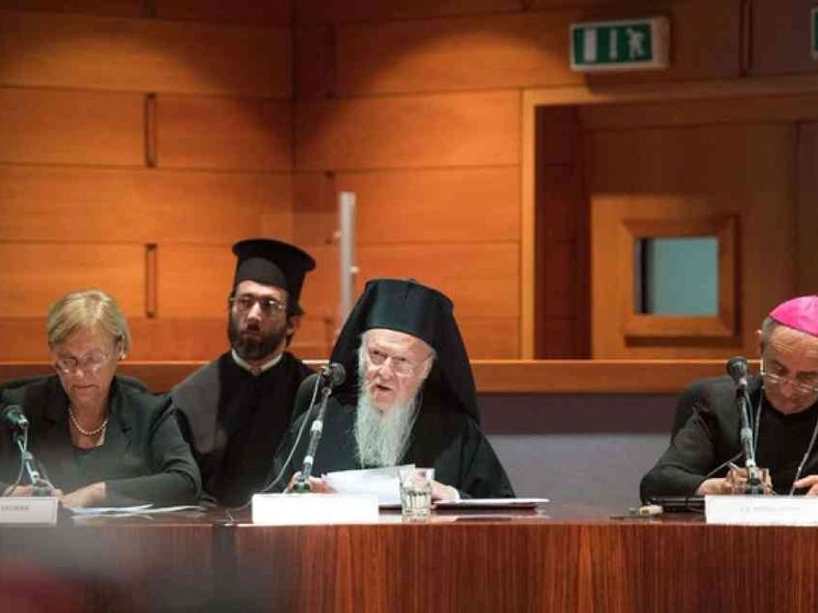 «Abbiamo perso il senso della sacralità del mondo»