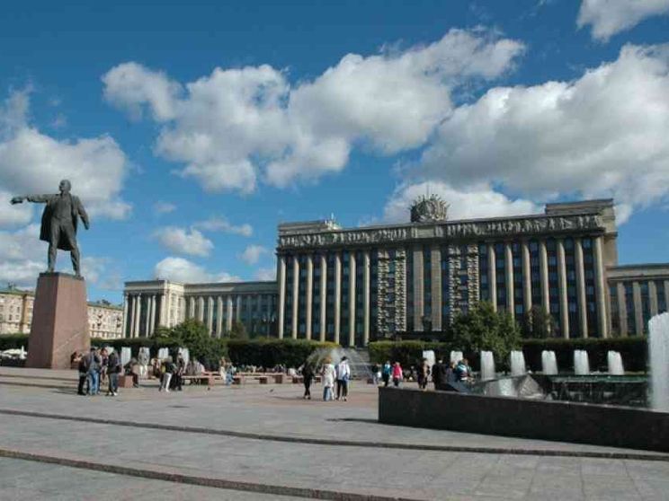 Zelinskij: «Questa Russia non riesce a fare i conti con la Rivoluzione»