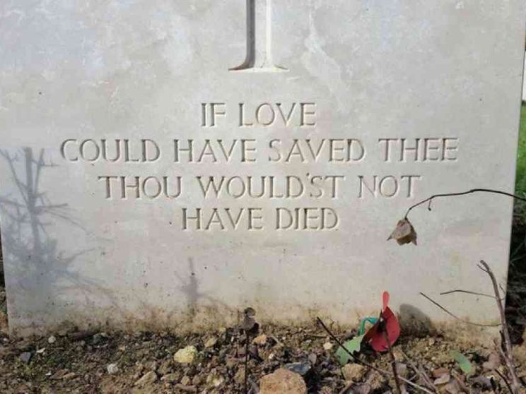 Le lapidi della Grande guerra rivivono su Twitter