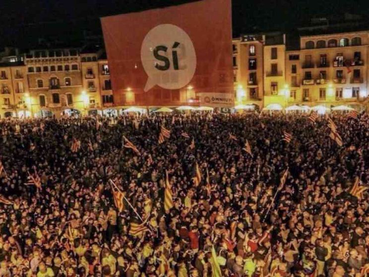 Dopo il referendum: sciopero generale contro le violenze