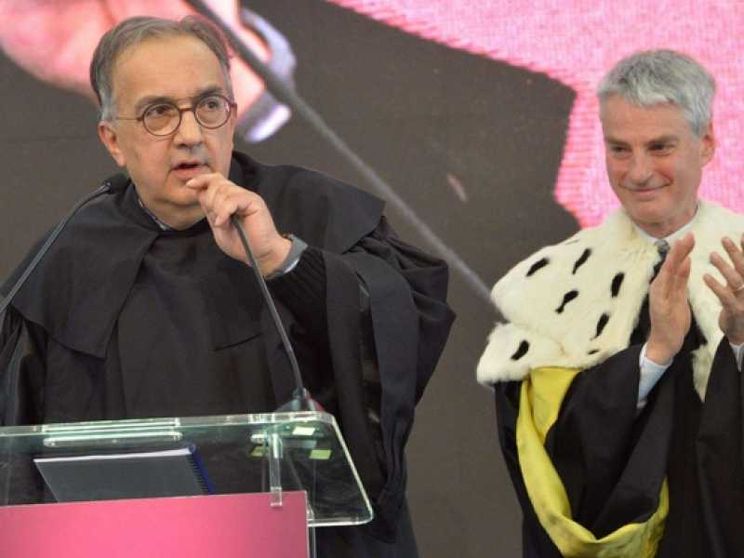 Così Marchionne spegne l'auto elettrica