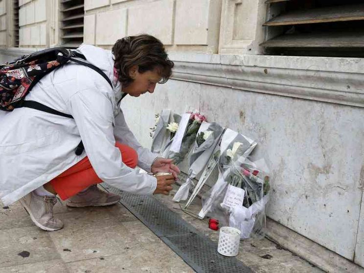 Ai funerali delle cugine uccise un «messaggio di amore e pace»