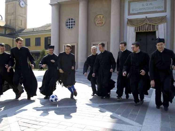 Piccolissima guida ai percorsi di formazione permanente del clero