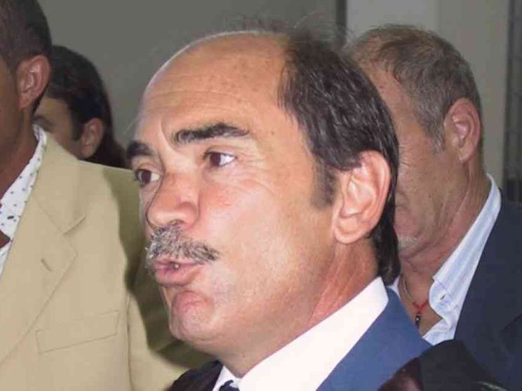 Assenza di controlli e omertà: il «rifiuto» di chi dovrebbe denunciare