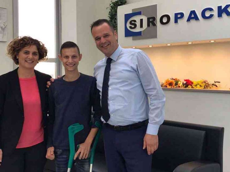 Steven, 22 anni e un tumore. L'Inps sospende l'indennità, l'azienda no